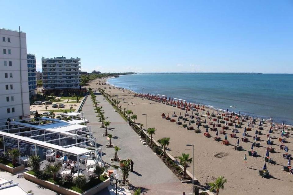 Hotel Kaqaniku Шенгін Екстер'єр фото